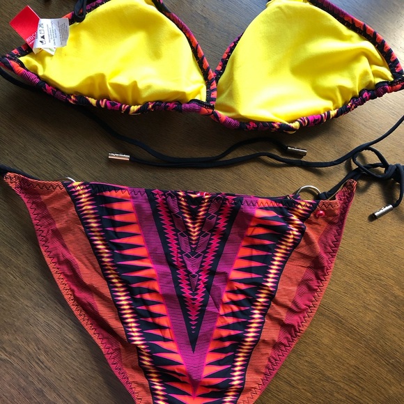 Red Carter Colorful Bikini Set - Picture 4 of 6